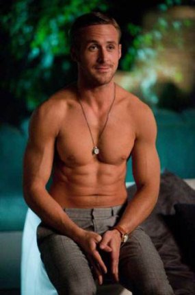 Ryan Gosling in the movie Crazy Stupid Love wearing the necklace.